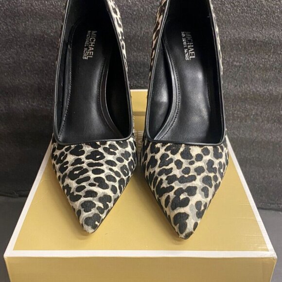 Michael Kors Women's Amara Pump - Picture 3 of 6